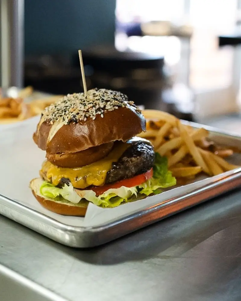 BREWHOUSE BURGER
