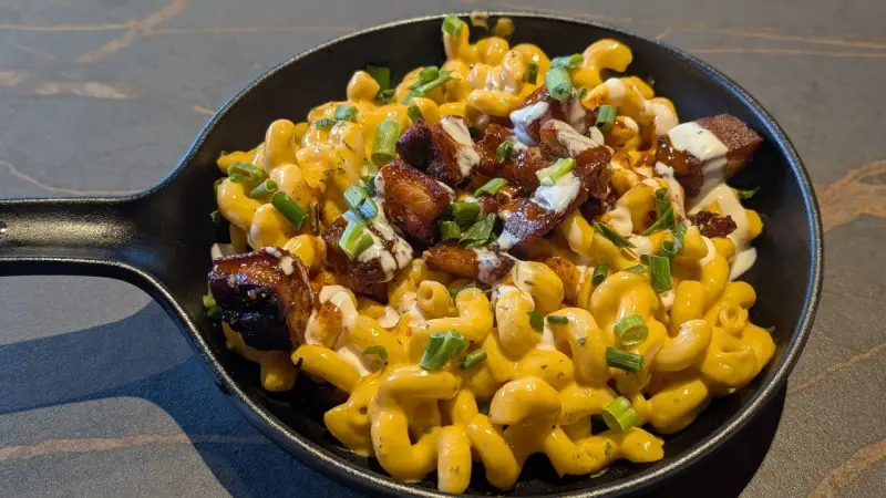 BREWMASTER’S HOT MAC